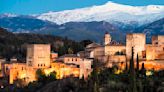 ¿Vas a visitar Granada y no tienes entrada para la Alhambra?: tu solución es esta tarjeta, que crece y mejora condiciones