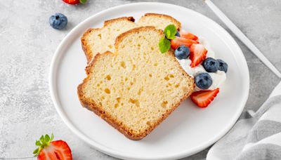 Add One Extra Ingredient To Boxed Cake Mix And You Won't Need Frosting