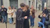 El emotivo homenaje a Camila O’Gorman y el cura Uladislao Gutiérrez en el cementerio de la Recoleta