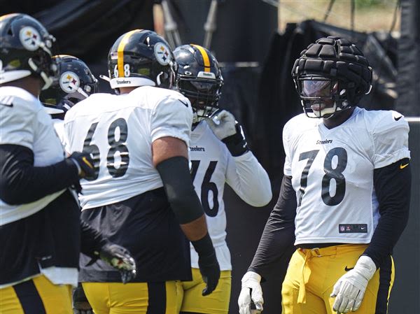 The Source |SEE IT: Combating Concussions Steelers James Daniels Likely NFL’s First To Wear ‘Guardian Cap’ During...