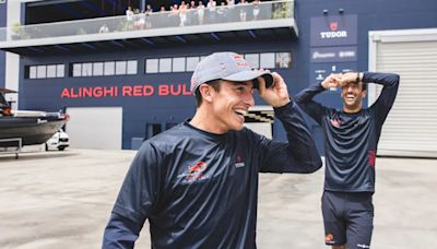 Márquez y Ricciardo se ponen a prueba en el mar