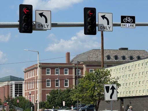 No turns on steady red arrows begins Friday; new Nebraska law mirrors federal standard