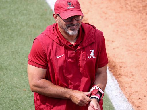 Alabama softball walks off Tennessee at super regional to set winner-take-all Game 3