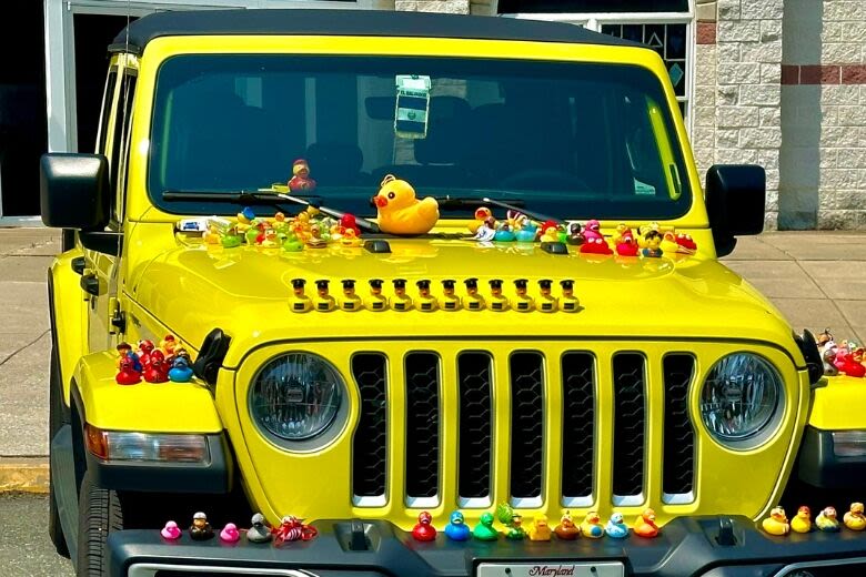 ‘You were everything’: Kind words, rubber ducks serve as tributes to Md. parole officer killed in line of duty - WTOP News