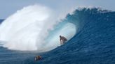 Sube la temperatura en Teahupo’o con Tim Bonython y Kelly Slater