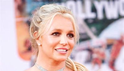 Britney Spears si cancella di nuovo da Instagram, l’ultimo post contro la famiglia: “Mi hanno ferito, non ci sarà mai giustizia”