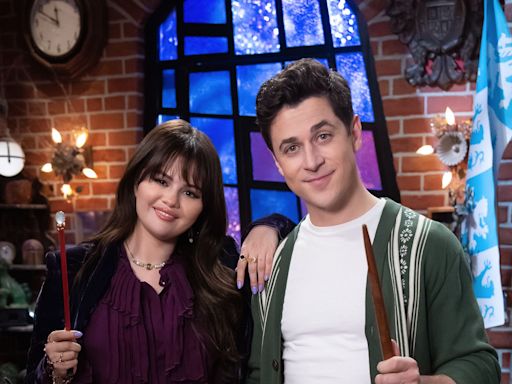 David Henrie Comments on Selena Gomez’s Performance on 'Wizards of Waverly Place' Reboot