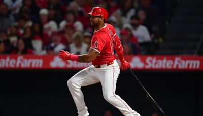 Angels Release Aaron Hicks