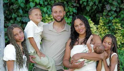 Ayesha Curry Shares First Photo of Her and Husband Stephen's 'Little Family' of 6: 'So Grateful'