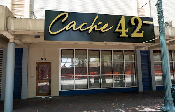 Rapper Moneybagg Yo to open second Cache 42 restaurant in Memphis. Here's where and when.