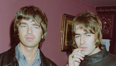 Adiós, corte de barbero: el regreso de Oasis recupera el ‘mod’, el peinado del placer y la protesta