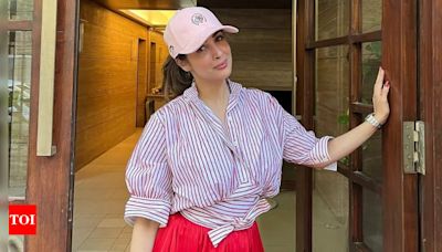 Malaika Arora heads to the Gym in a casual look, breaks away from her usual stylish attire - Watch | Hindi Movie News - Times of India