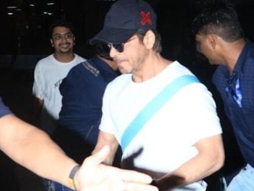 Shah Rukh Khan Looks Like A King As He Returns To Mumbai In Uber Cool Fit | WATCH