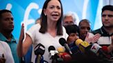 María Corina Machado denuncia vandalismo de vehículos de campaña y lo califica de atentado en su contra