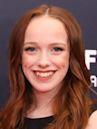 Amybeth McNulty