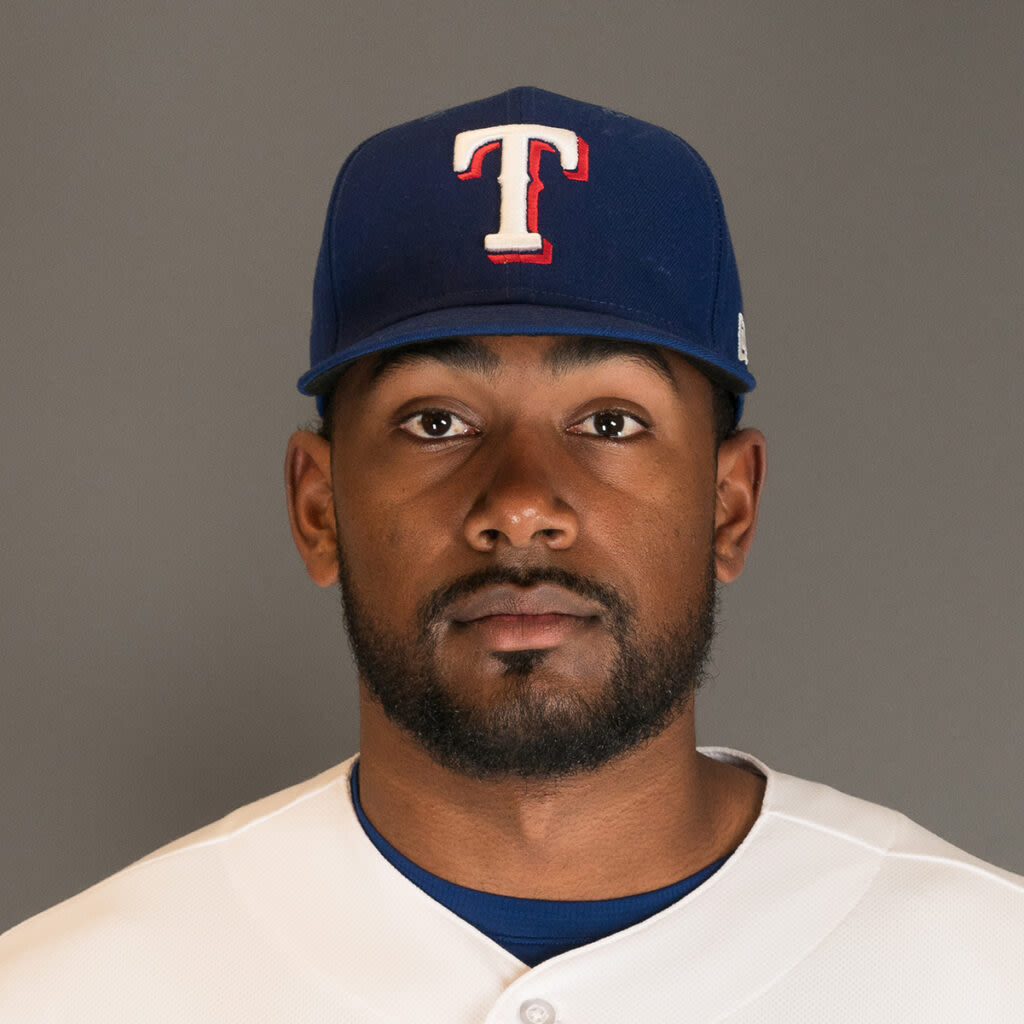 Rangers To Promote Kumar Rocker