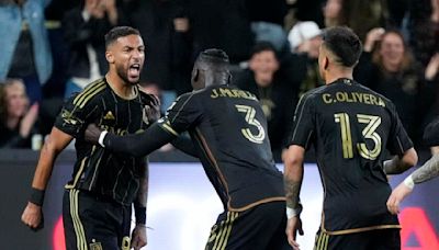 LAFC prevails over El Tráfico rival Galaxy in front of 70,000 fans at Rose Bowl