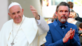Ethan Hawke calls on Pope Francis to lead a march into Ukraine to end the war