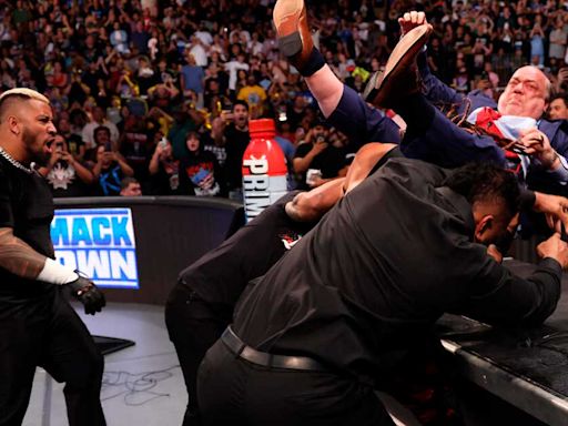 WWE SmackDown: Paul Heyman es llevado en camilla - Kayla Braxton es honrada por Cody Rhodes