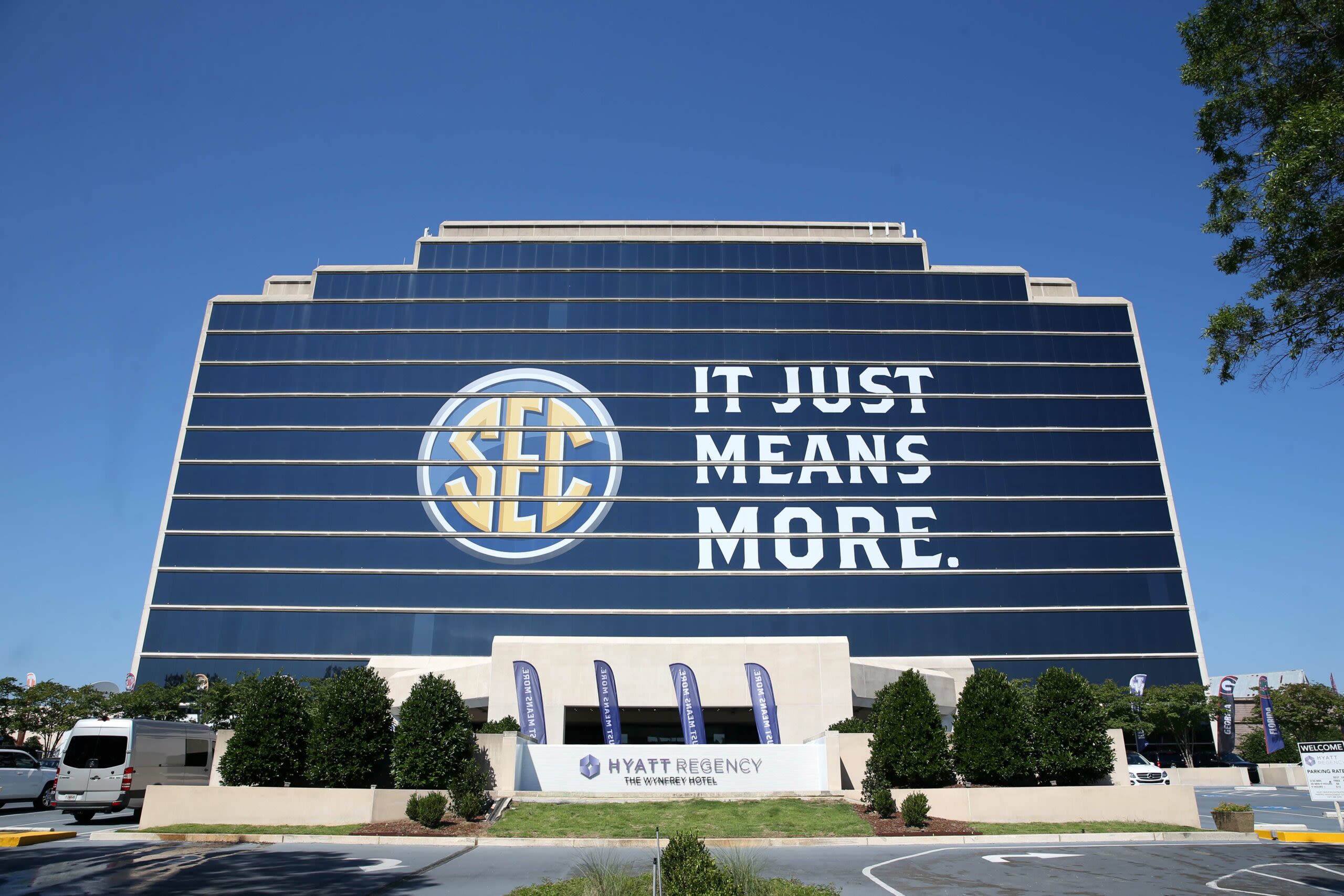 SEC reveals new logo at conference meetings in Destin