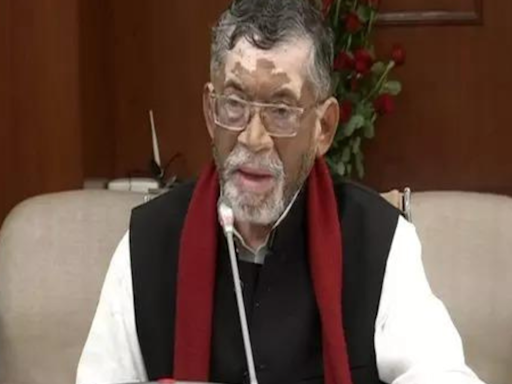 Santosh Kumar Gangwar sworn in as new Governor of Jharkhand | India News - Times of India