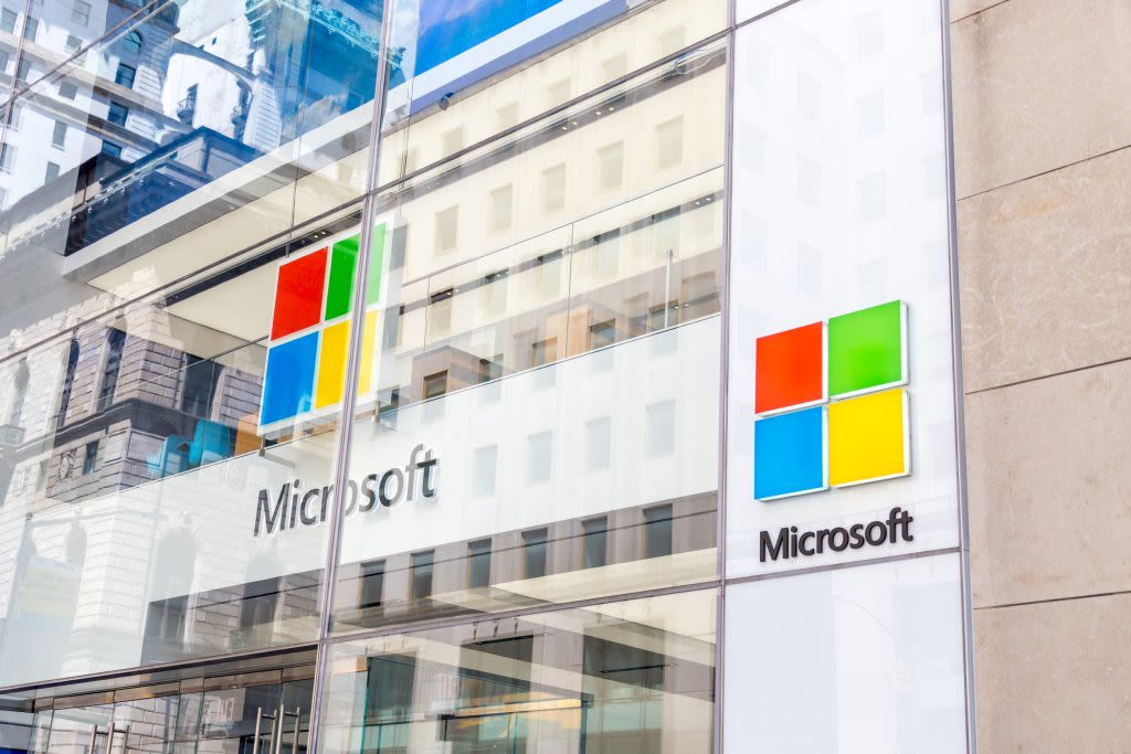 EU set to issue new antitrust charges against Microsoft over Teams app | Invezz