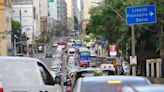 A rotina de caos: os desafios do trânsito em uma Porto Alegre invadida pelo Guaíba