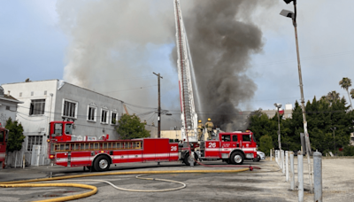 Abandoned restaurant in Koreatown bursts into flames