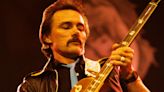 Dickey Betts, Fiery Guitarist With Allman Brothers Band, Dies at 80