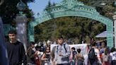 中國留學生被拒入境 民權組織與FBI對話