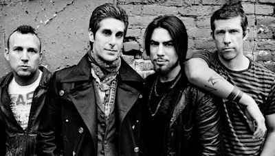 Jane's Addiction Announce 2024 Tour with First Classic Lineup Since 2010