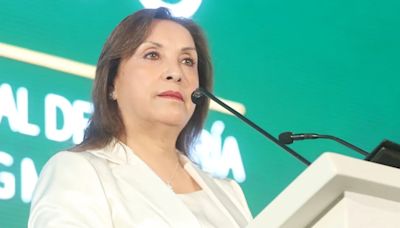 Dina Boluarte se declaró preocupada ante el agravamiento de la pobreza en su mandato