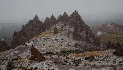 Patagonia pura: recorrió una joya escondida del norte neuquino cuando caía la nieve y el video es épico - Diario Río Negro