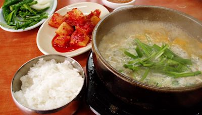 This traditional Korean dish is now winning over foreigners in South Korea