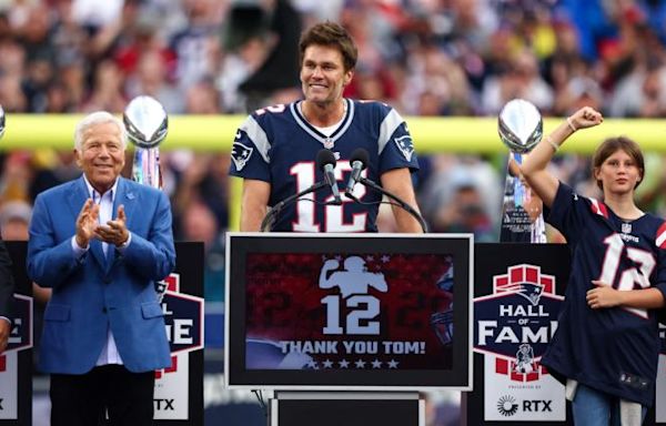 Tom Brady roast on Netflix: Live stream, time to watch Kevin Hart, Rob Gronkowski and more from Netflix Is A Joke Fest | Sporting News Canada