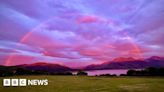 Drizzle at sunset results in spectacular 'pink rainbows'