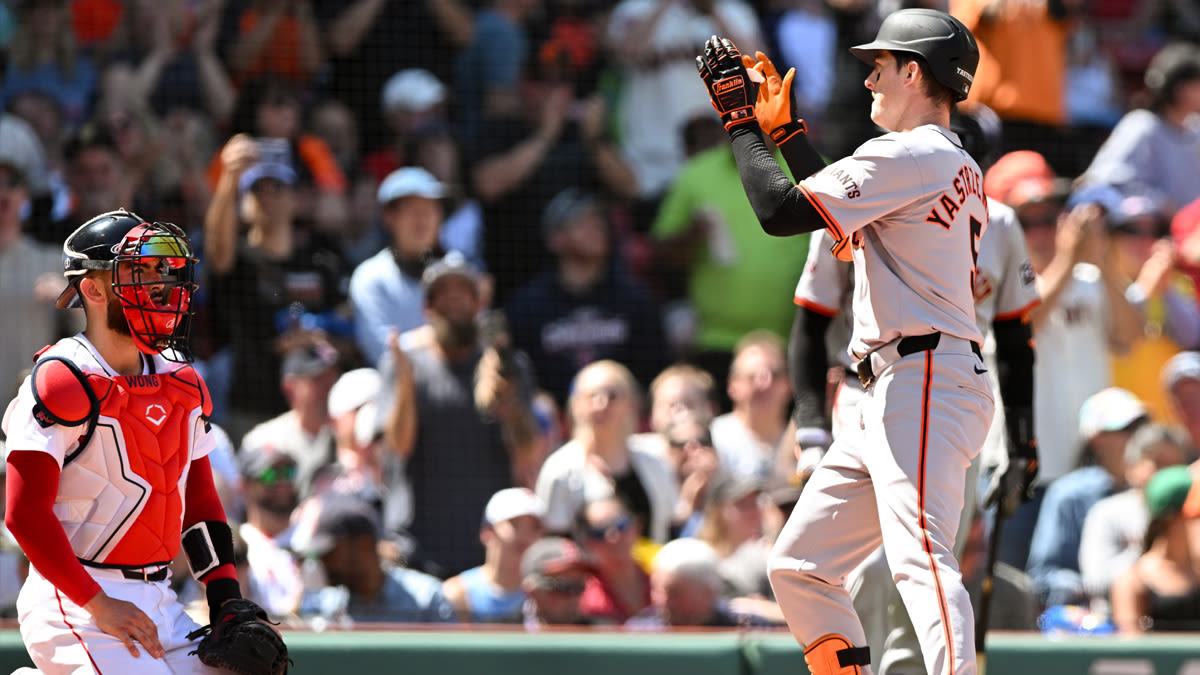 Yaz homering again at Fenway shows baseball's romantic side