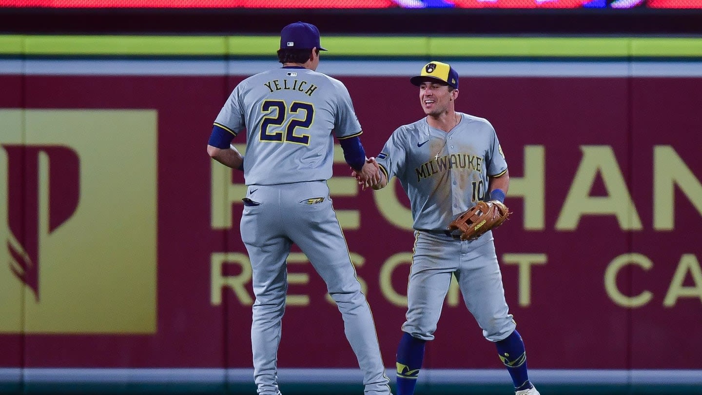 Brewers OF Sal Frelick Robs Potential Game-Tying Home Run to Clinch Win Over Angels