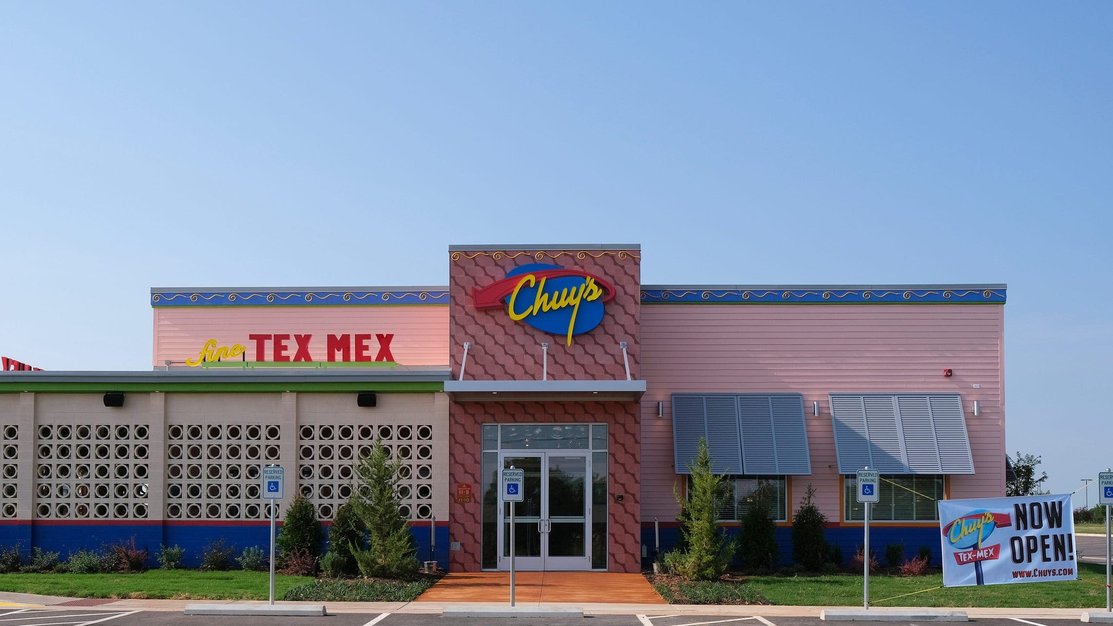 Darden Restaurants, owner of Olive Garden, to acquire Tex-Mex chain Chuy's for $605 million