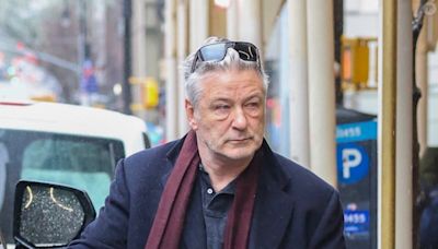 Alec Baldwin père de famille sympathique dans sa téléréalité : un projet "cynique et calculateur" fermement dénoncé