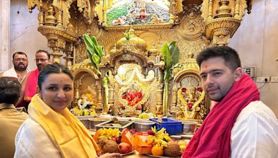 Parineeti Chopra, Raghav Chadha Seek Blessings At Siddhivinayak Temple After His Eye Surgery | Watch Video - News18