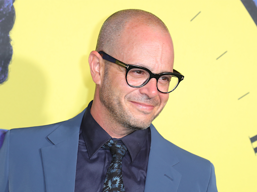 Damon Lindelof calls on Biden to drop out of race, asks donors to withhold funding