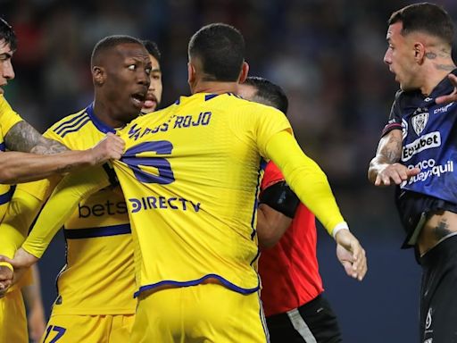 La BRONCA de los jugadores de Independiente del Valle con Chiquito Romero y Luis Advíncula tras el partido ante Boca