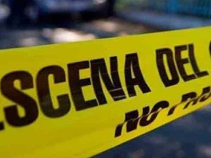 Encapuchados matan a 3 hombres en bar de Celaya