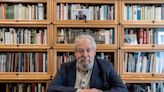 En la biblioteca de Gonzalo Celorio: “Los libros nacen y se reproducen, pero no mueren”