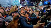 Bears fans embrace rare feeling of euphoria as Caleb Williams arrives