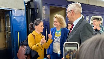 Baerbock visits Ukrainian power plant destroyed by Russian missiles