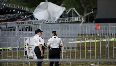 Stage collapse at a campaign rally in northern Mexico kills at least 9 people and injures 121