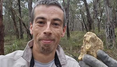 Gold hunter makes astounding find in Aussie bushland