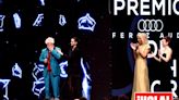 Las lágrimas de Pedro Almodóvar en el homenaje a su madre en los Premios Feroz 2023